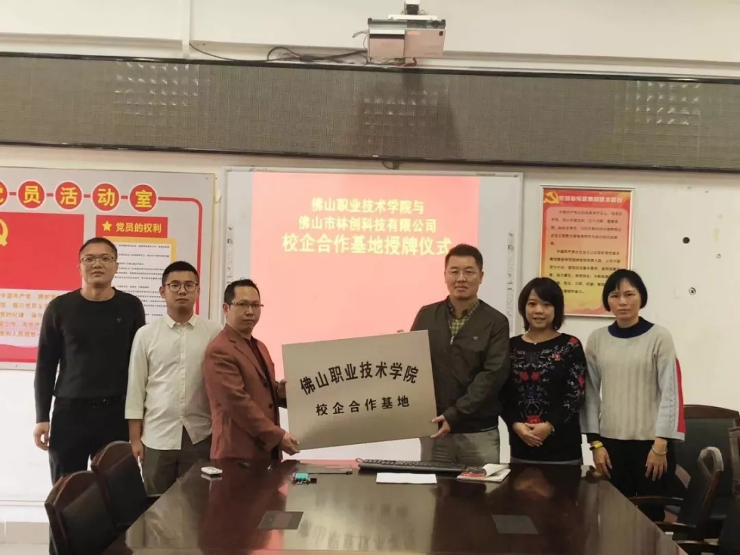 1557800885394612.jpg 640.webp (1).jpg