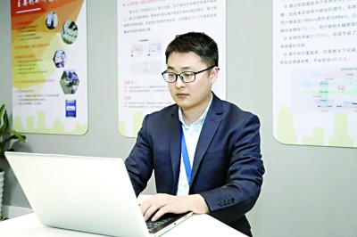 手機信號放大器|守護移動網(wǎng)絡(luò)的孫驀柏